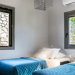 Myrtos Bay Apartament *